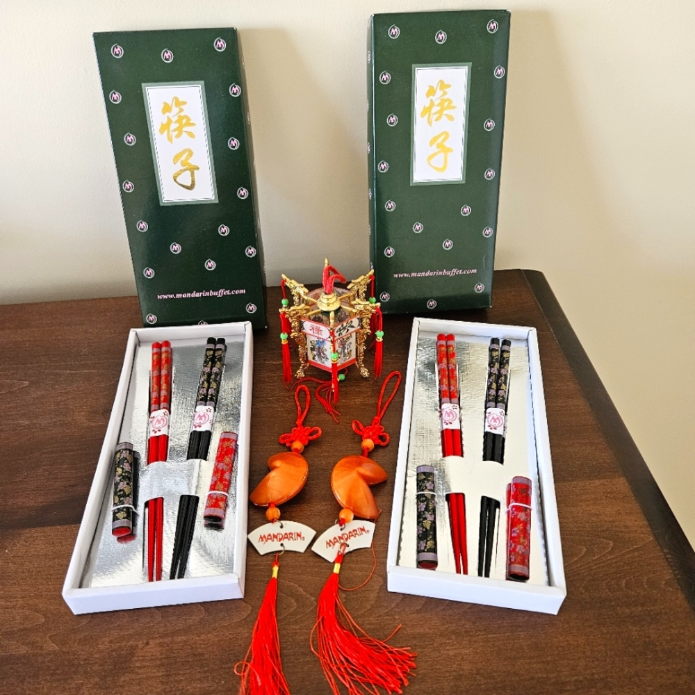 Souvenir Chopstick Sets From Mandarin